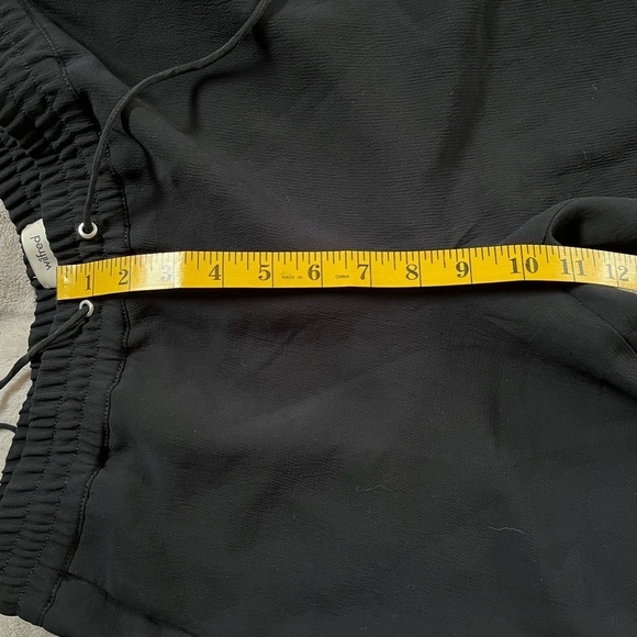 ARITZIA Wilfred Buffon Pant Jogger Black with Stripe Down Sides Womens Medium - Picture 13 of 14